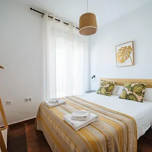 Homeyseville-lovely Duplex At Santa Cruz 10 Pax, Parking Optional Séville